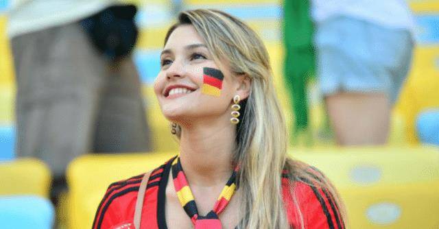 足球场上得 足球场上得