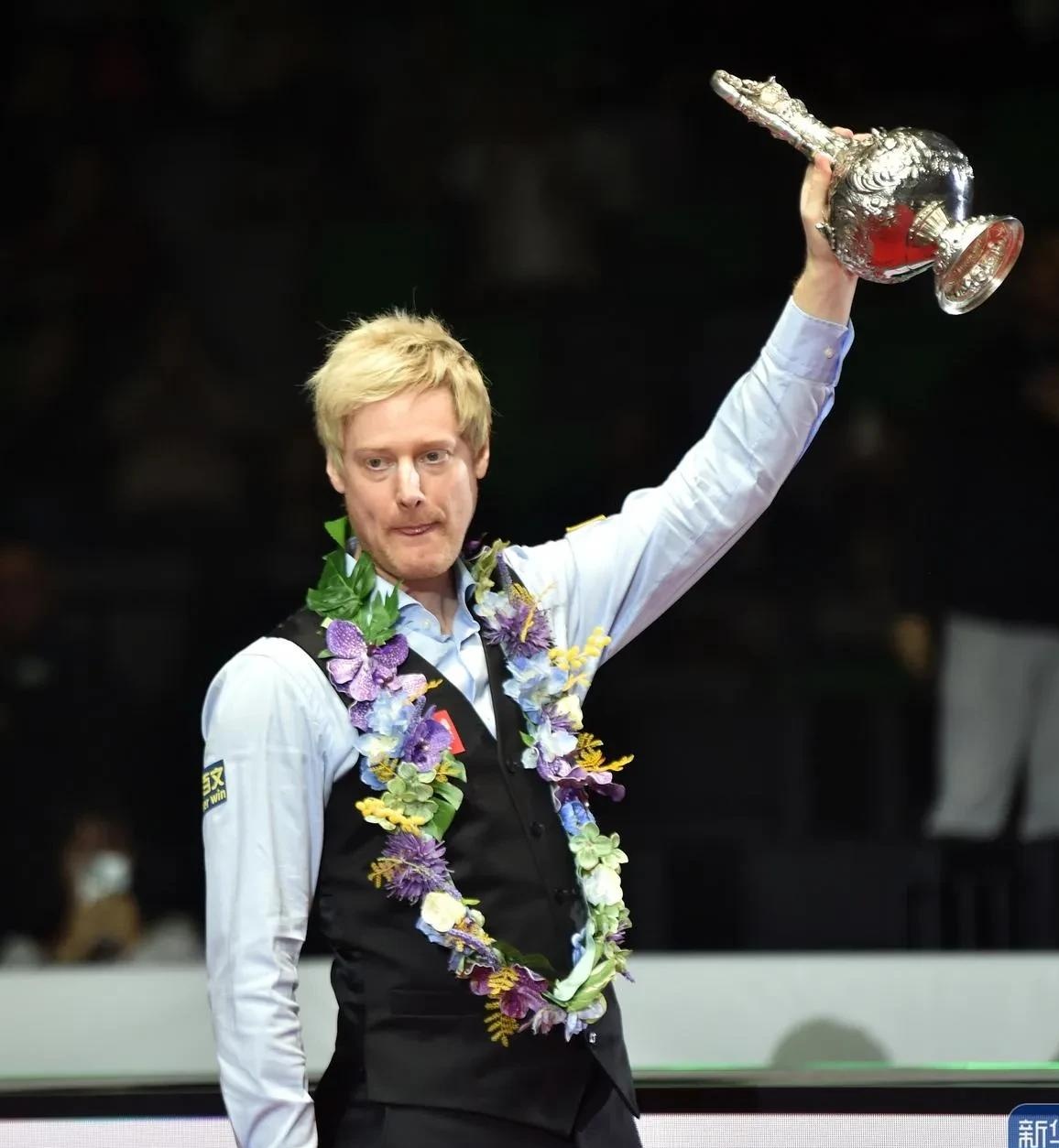 0余所学校 0余所学校