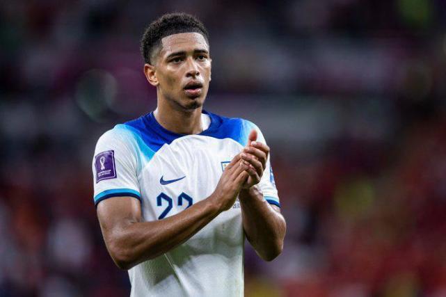 手都在尽力 手都在尽力